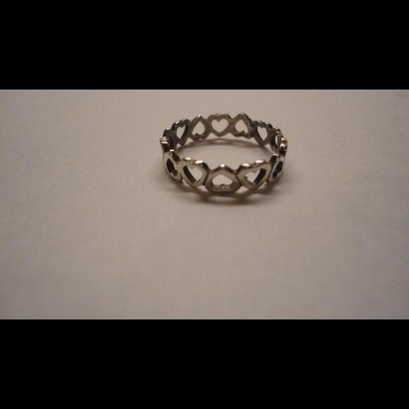 Sterling Silver Endless Inverted Heart Ring, Size 6 - Picture 4 of 6